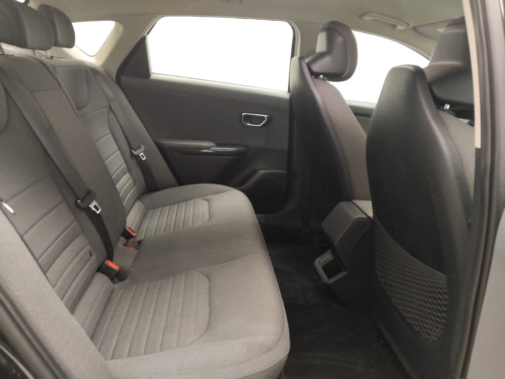 Used 2025 Kia K4 EX FWD image 19