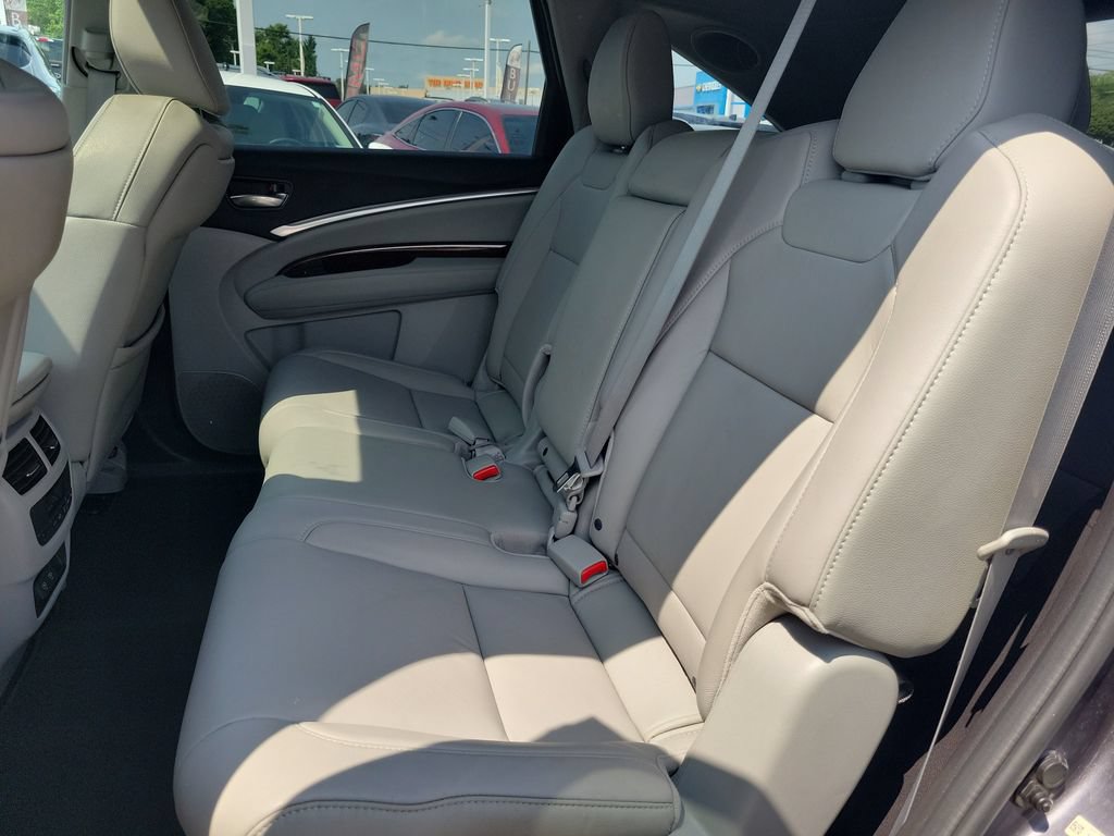Used 2017 Acura MDX w/ Technology Package AWD/4WD image 12
