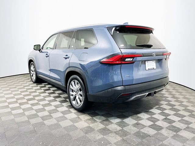 Used 2024 Toyota Grand Highlander Limited image 6