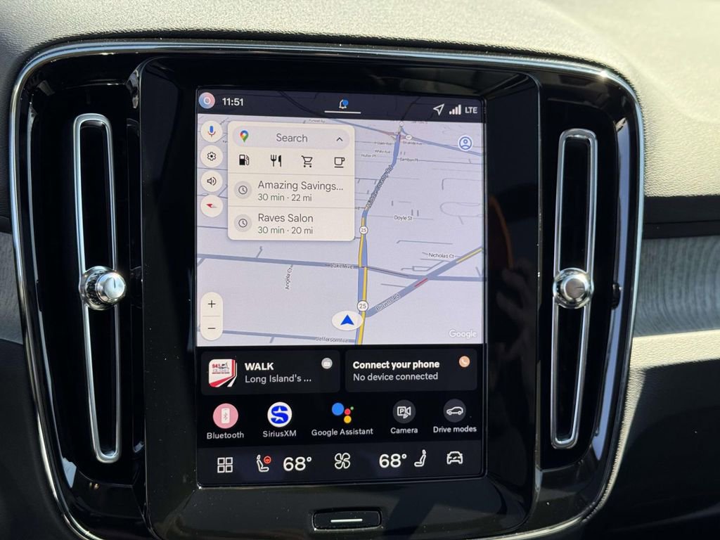 Certified 2026 Volvo XC40 B5 Plus w/ Climate Package image 25