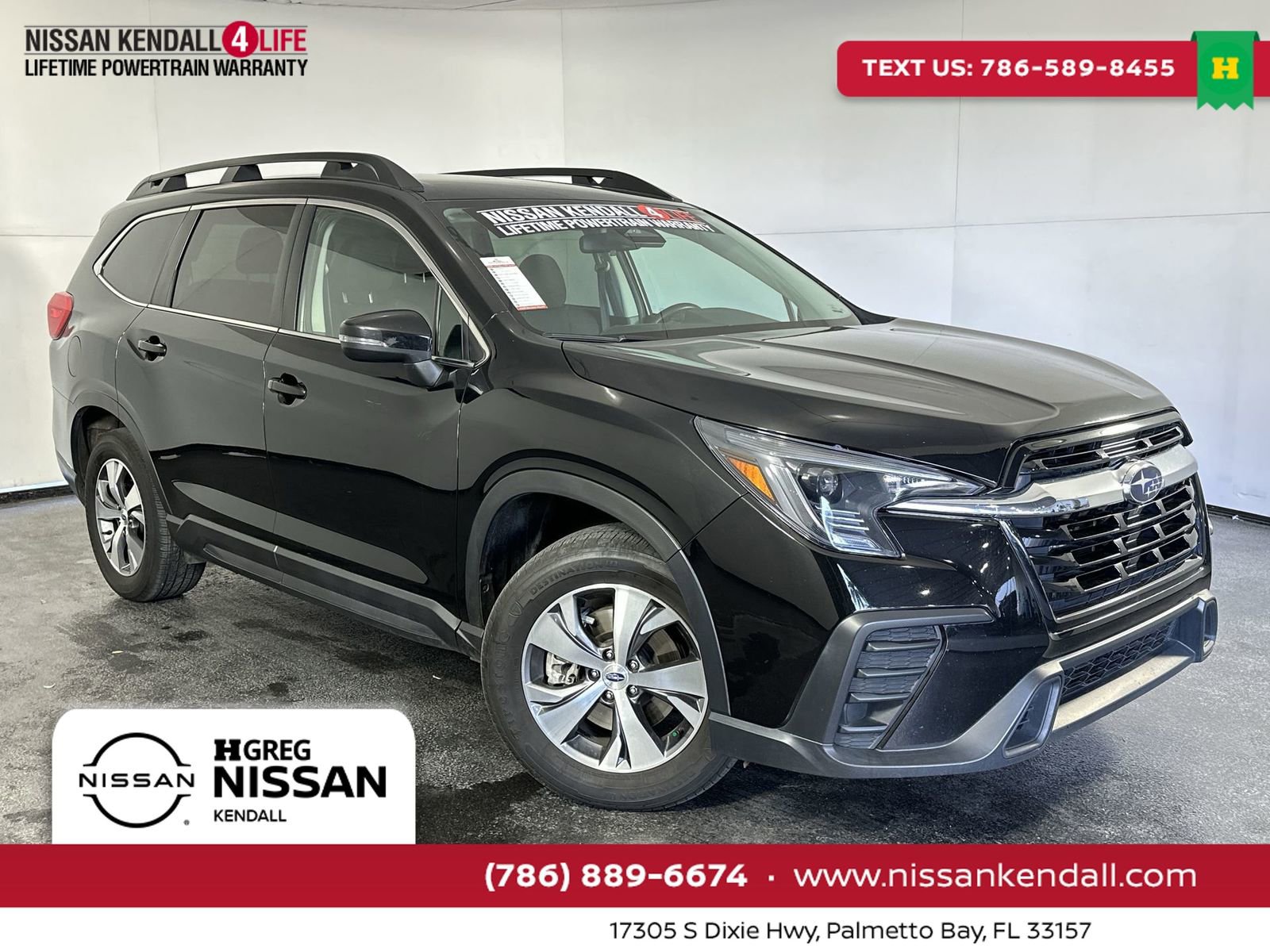 Used 2023 Subaru Ascent Premium image 1