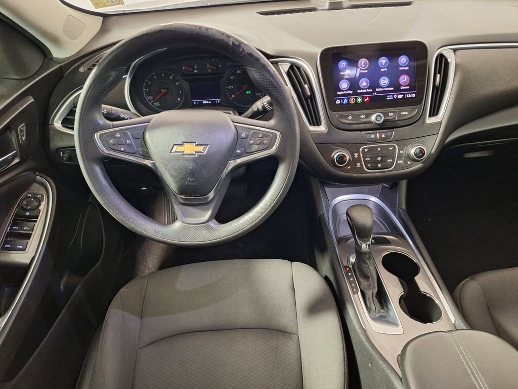 Used 2021 Chevrolet Malibu LT FWD image 12