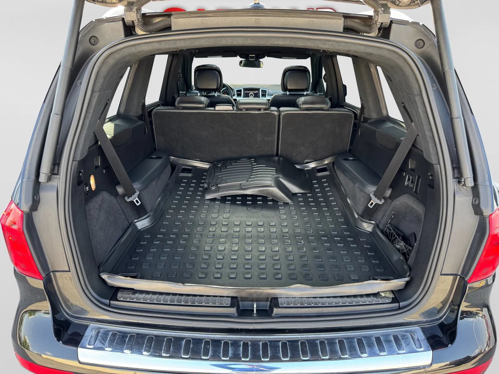 Used 2016 Mercedes-Benz GL 550 4MATIC image 18
