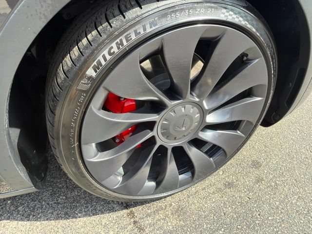 Used 2024 Tesla Model Y Performance AWD/4WD image 13