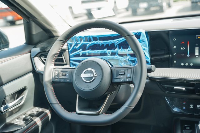 New 2026 Nissan Kicks SR image 16