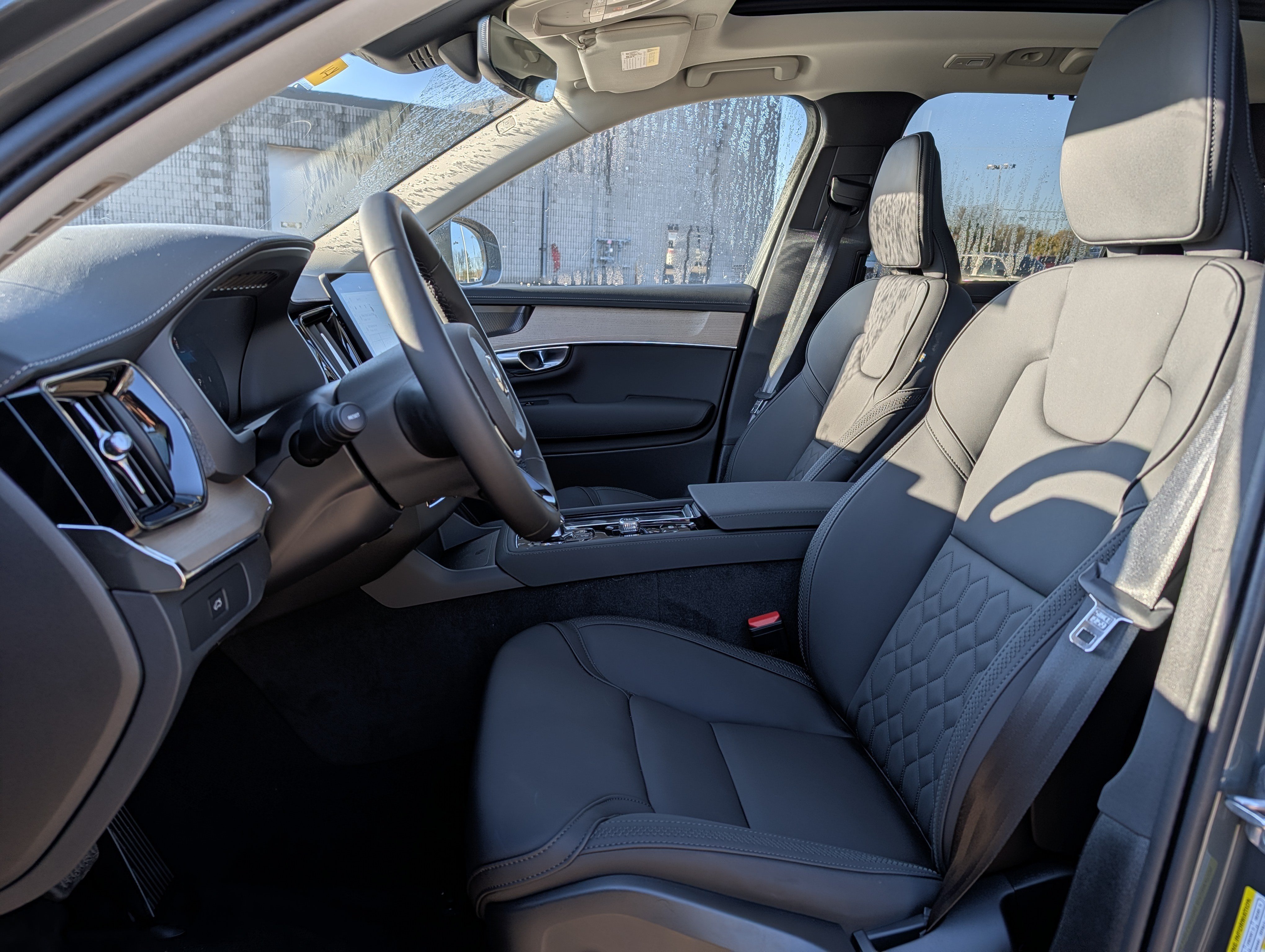 New 2027 Volvo XC90 B6 Plus AWD/4WD image 5