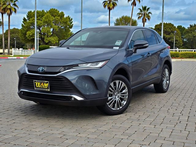 Used 2022 Toyota Venza Limited w/ Advanced Technology Package video 2