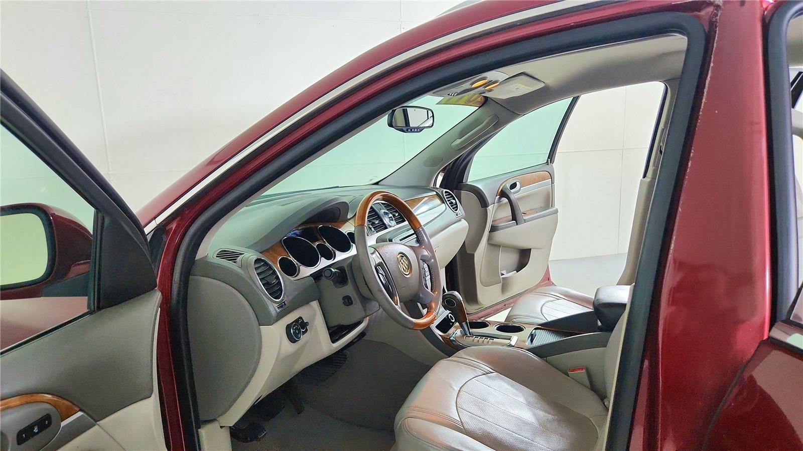 Used 2011 Buick Enclave CXL w/ Trailering Provision Package image 18