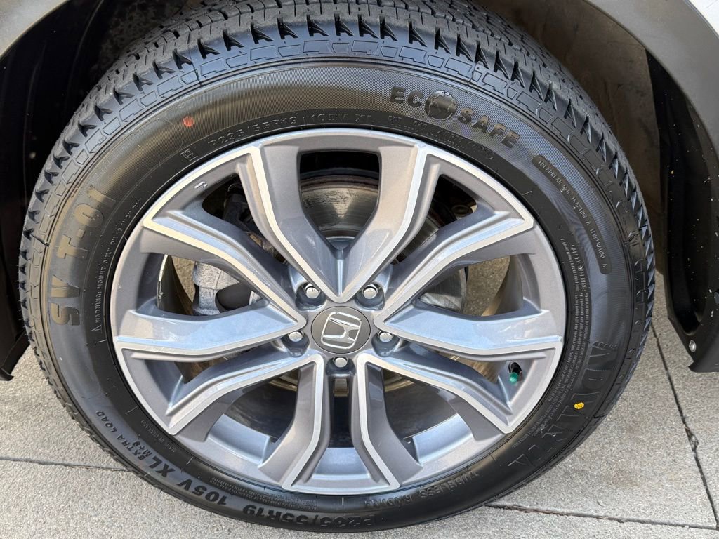 Used 2020 Honda CR-V Touring image 11