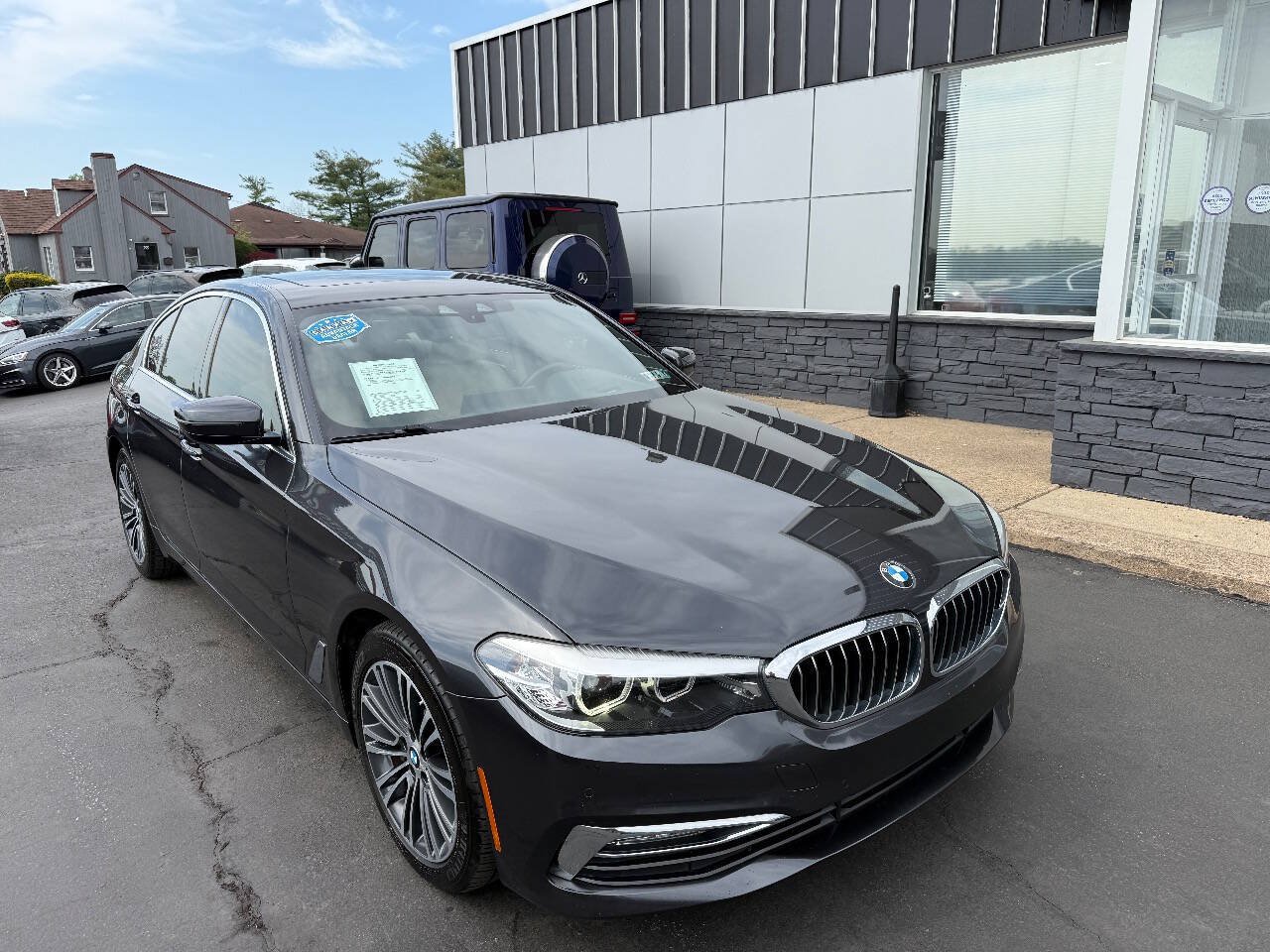 Used 2018 BMW 530i RWD image 9