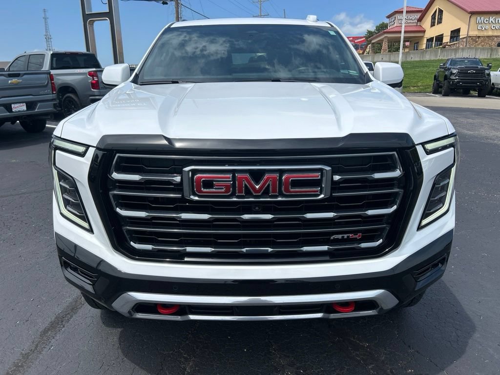 Used 2025 GMC Yukon AT4 w/ AT4 Premium Plus Package AWD/4WD image 2