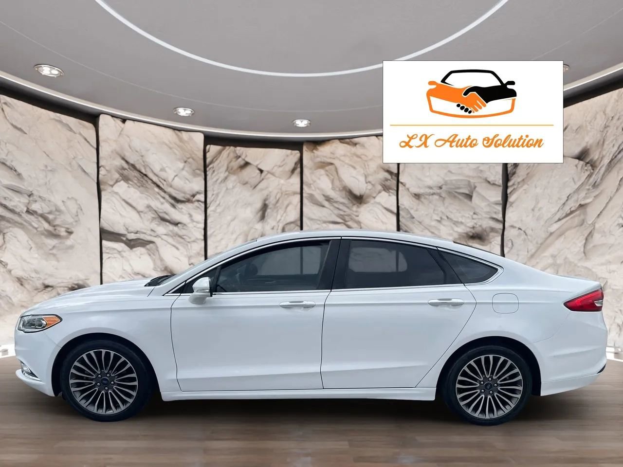 Used 2017 Ford Fusion SE w/ Fusion SE Technology Package FWD image 11