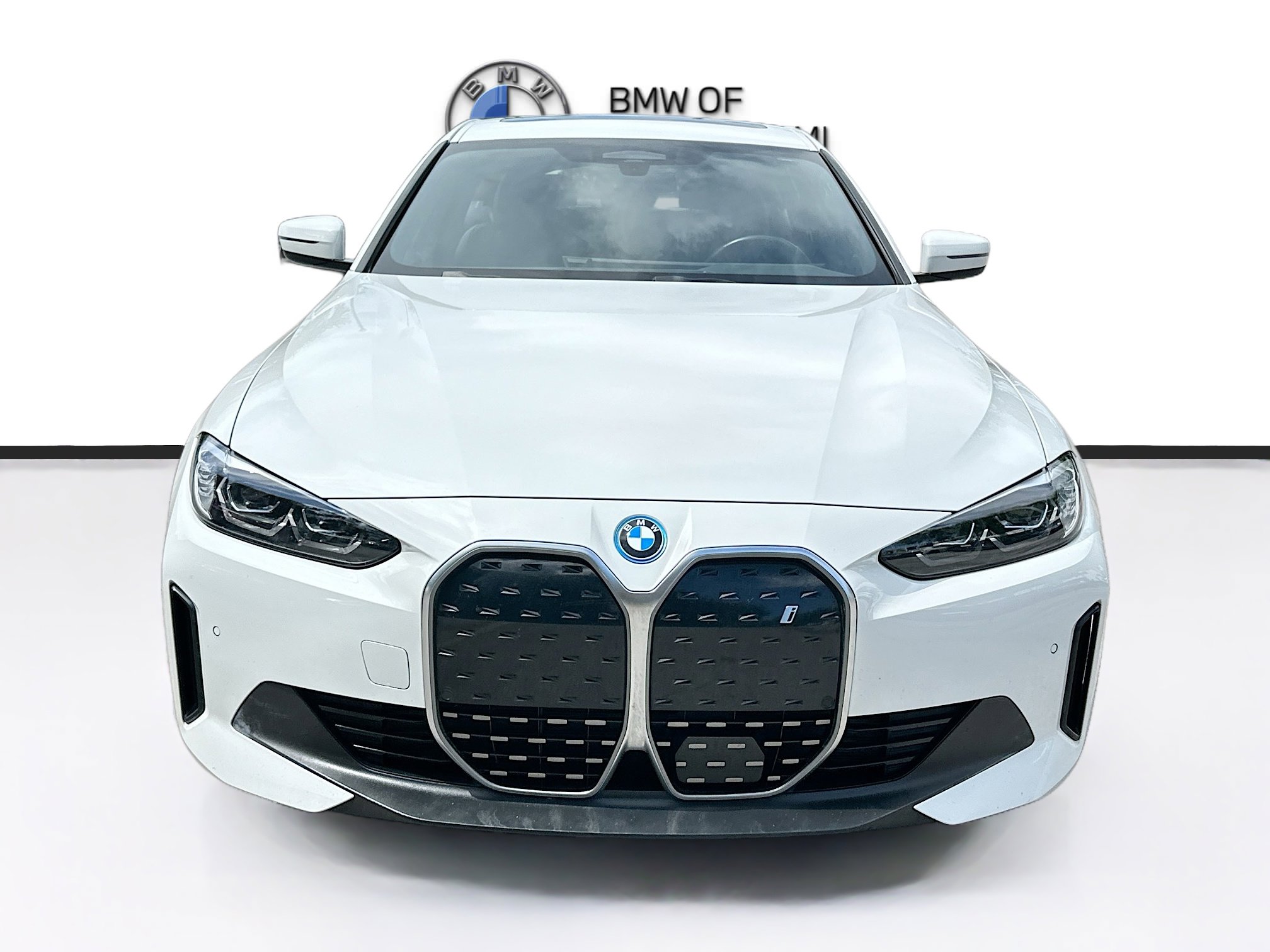 Used 2023 BMW i4 eDrive35 image 2