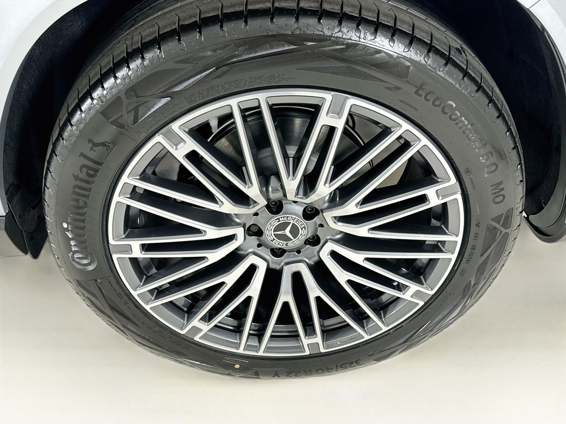 New 2027 Mercedes-Benz GLS 450 4MATIC image 35
