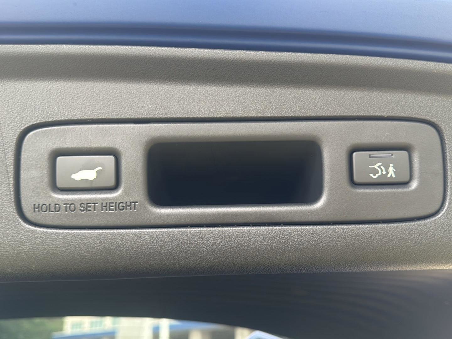 Certified 2025 Acura ADX A-Spec image 28