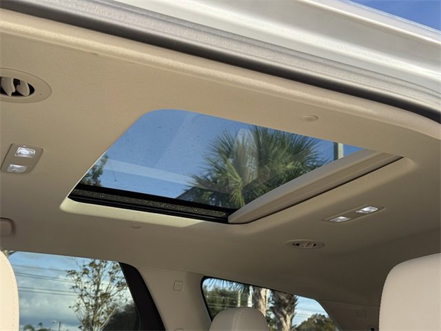 Used 2022 Buick Enclave Premium w/ Experience Buick Package image 34