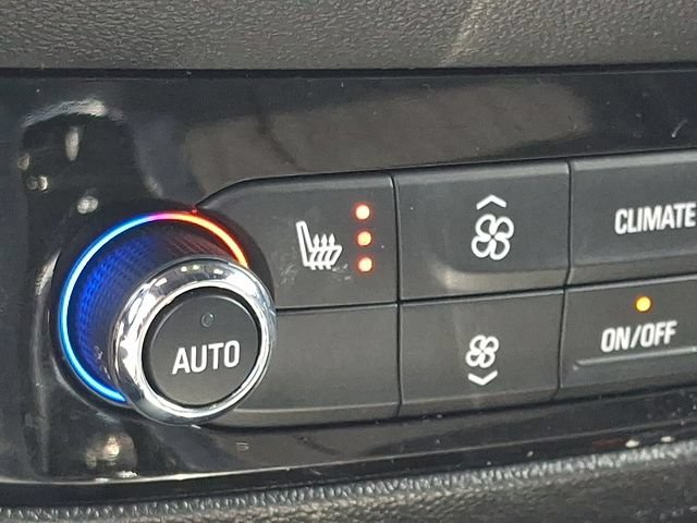 Used 2023 Buick Enclave Essence AWD/4WD image 25