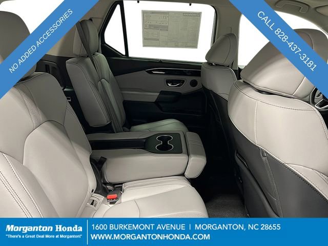 New 2025 Honda Pilot Touring image 39