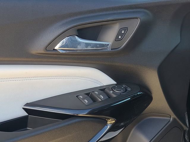 New 2026 Chevrolet Trax LT w/ Driver Confidence Package image 18