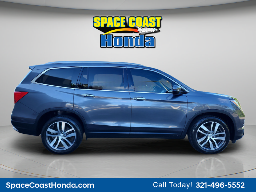 Used 2017 Honda Pilot Elite image 2