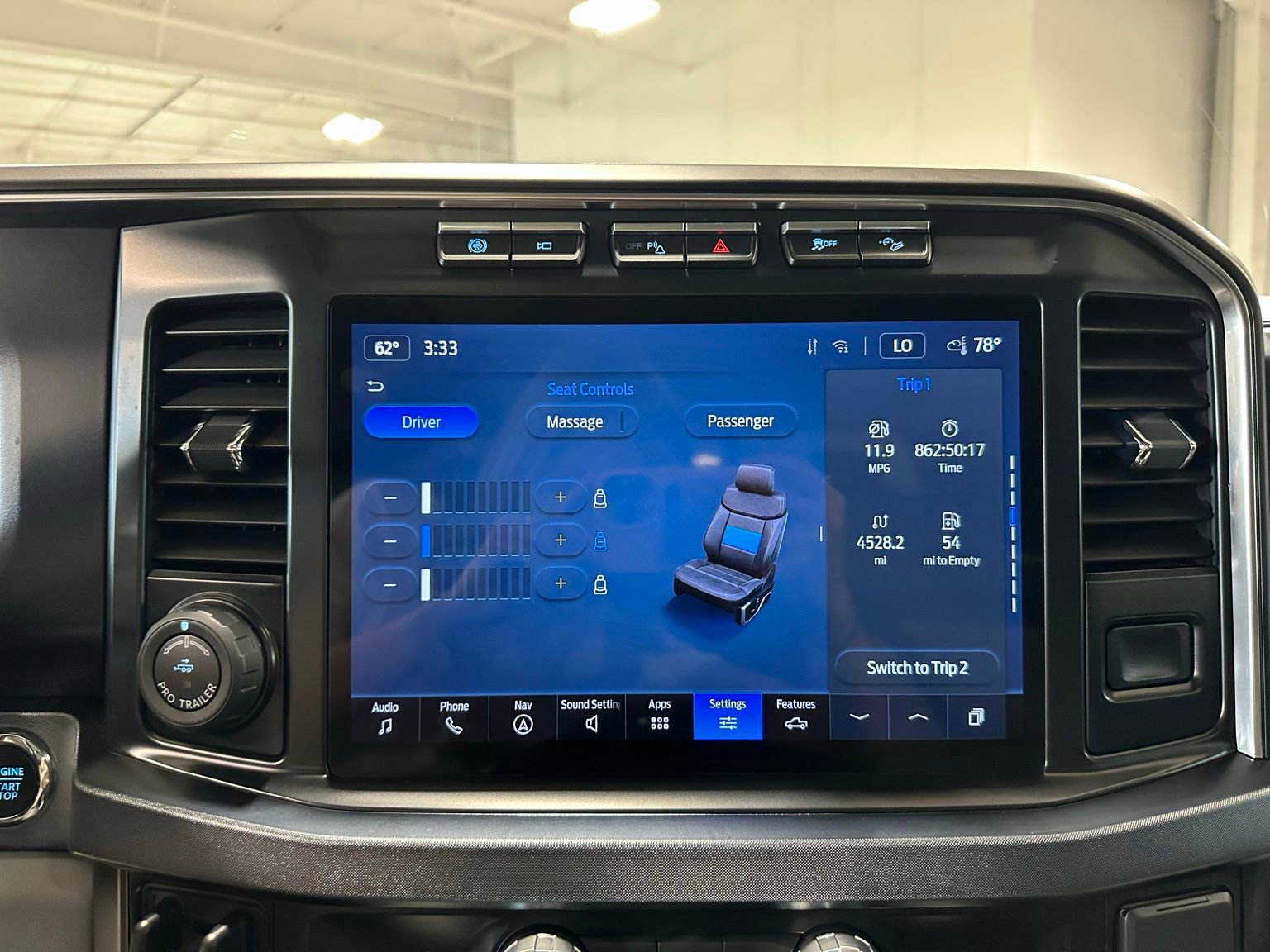 Used 2024 Ford F250 Limited w/ FX4 Off-Road Package image 32