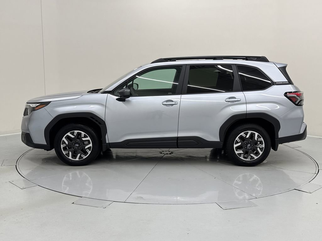 Used 2026 Subaru Forester Premium image 3