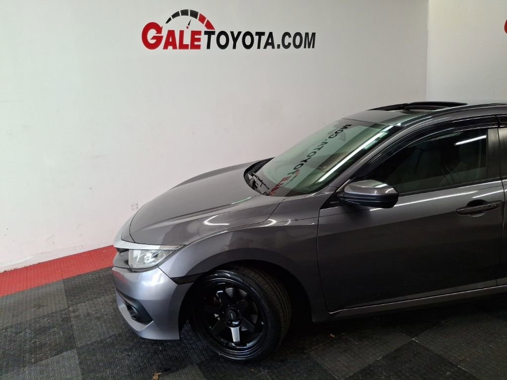 Used 2018 Honda Civic EX-T image 5