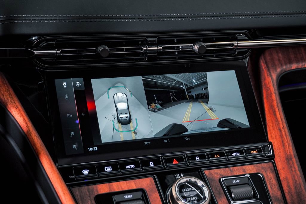 New 2026 Aston Martin DB12 Convertible image 32