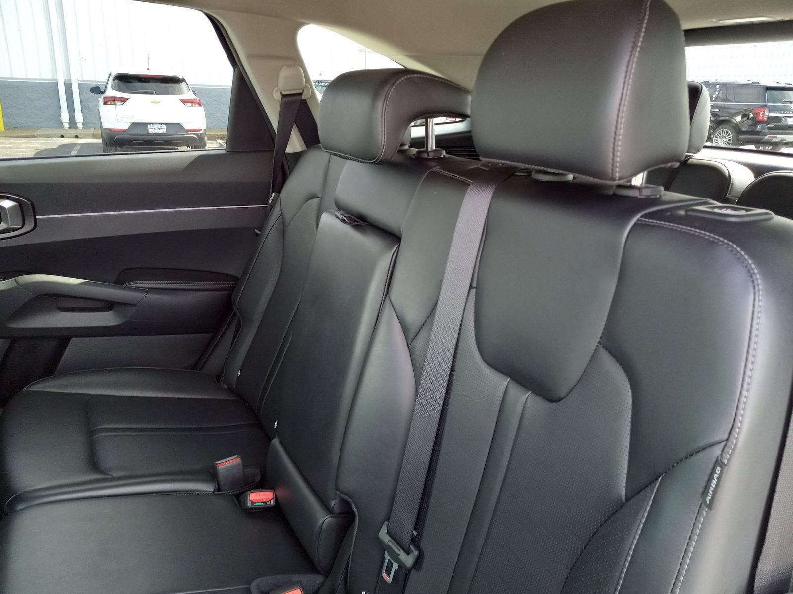 Used 2024 Kia Sorento S FWD image 14
