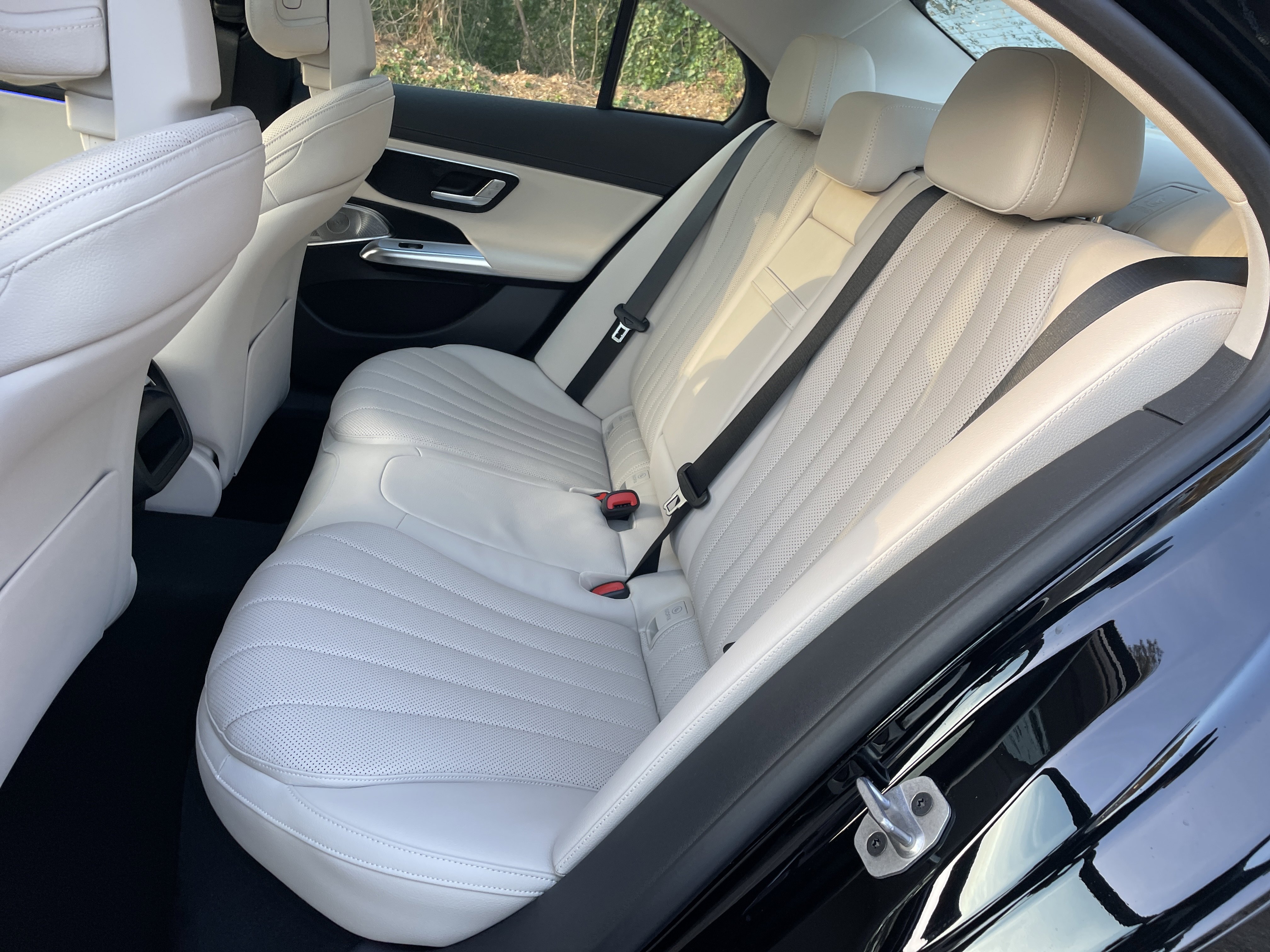 New 2026 Mercedes-Benz E 450 4MATIC Sedan image 37