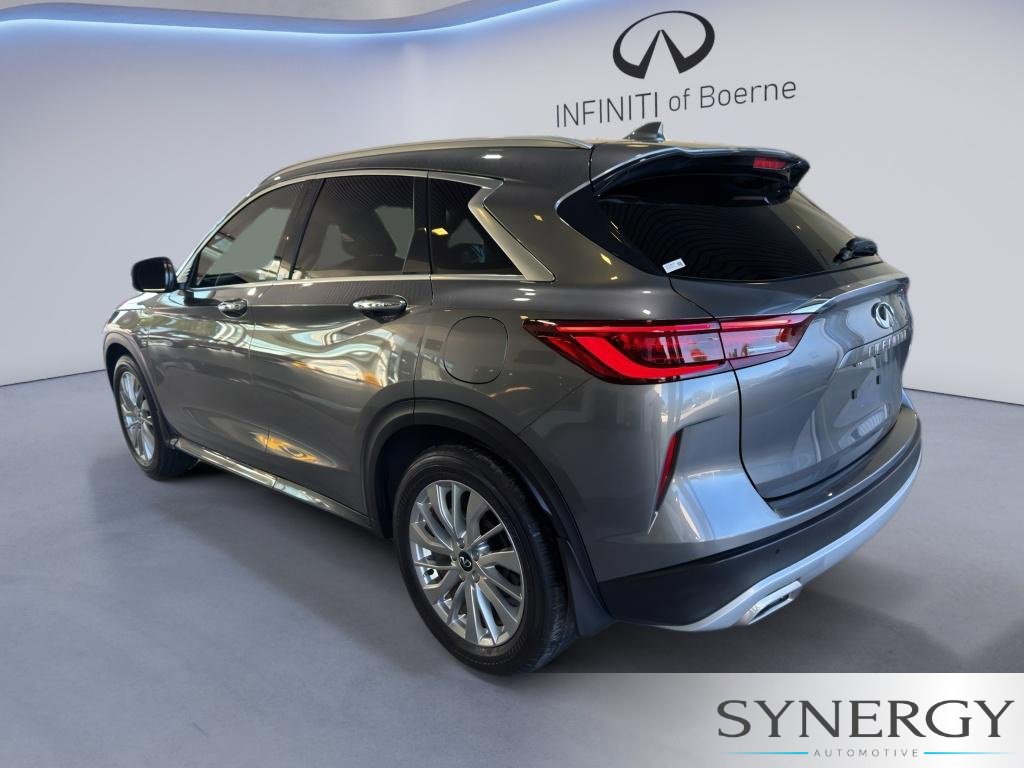 Certified 2023 INFINITI QX50 Luxe FWD image 6