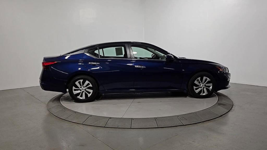 Used 2022 Nissan Altima 2.5 S image 7