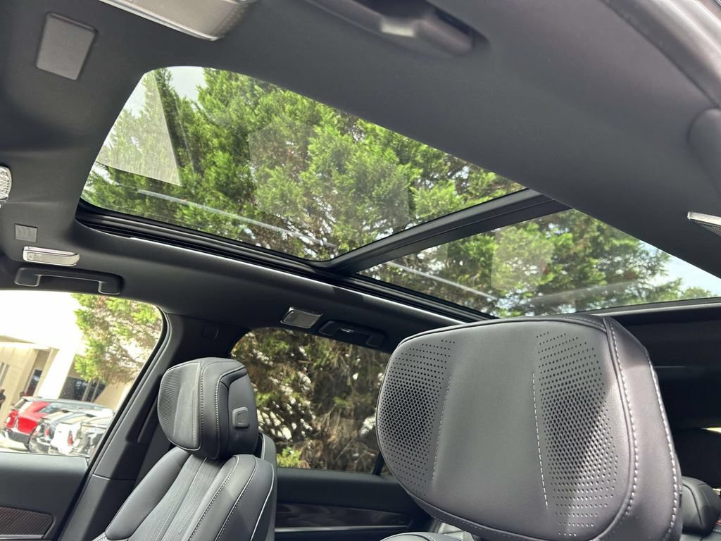 New 2027 Cadillac Vistiq Sport AWD/4WD image 20