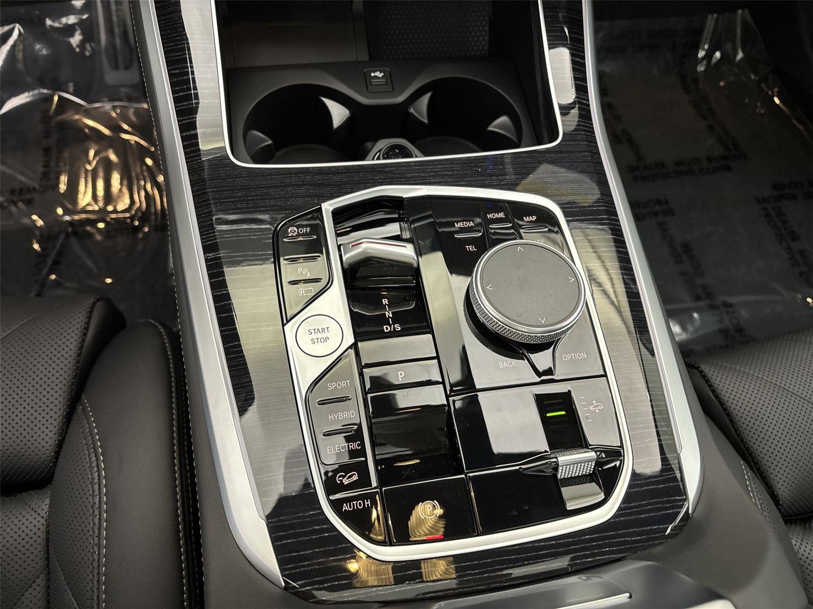 New 2026 BMW X5 xDrive50e image 23