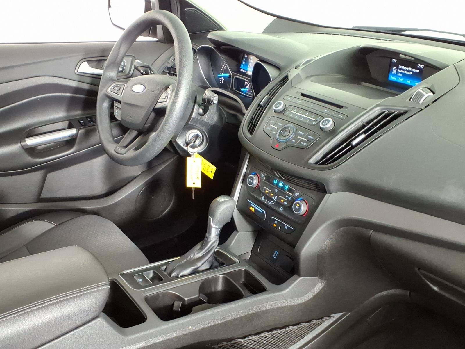 Used 2017 Ford Escape SE FWD image 8