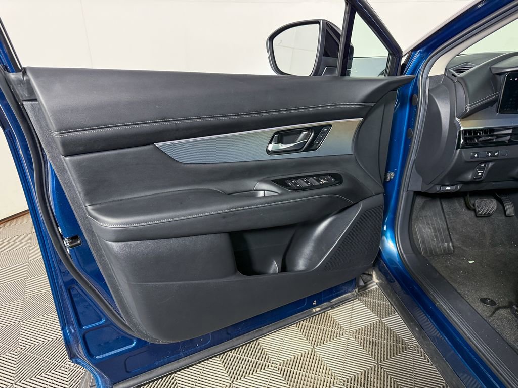 Certified 2025 Nissan Murano SL image 42