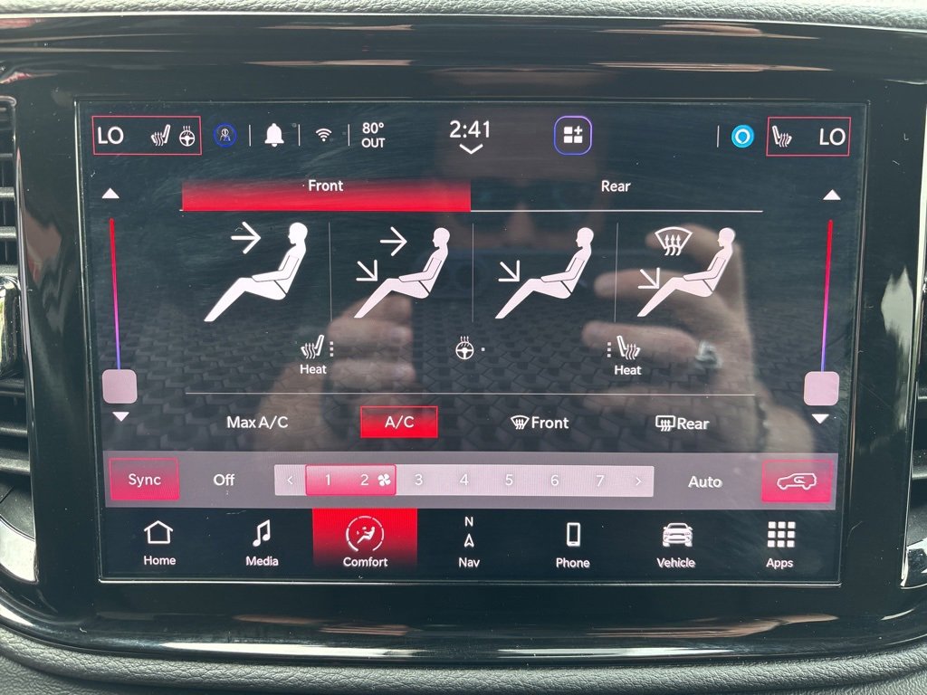 Used 2023 Dodge Durango GT image 27