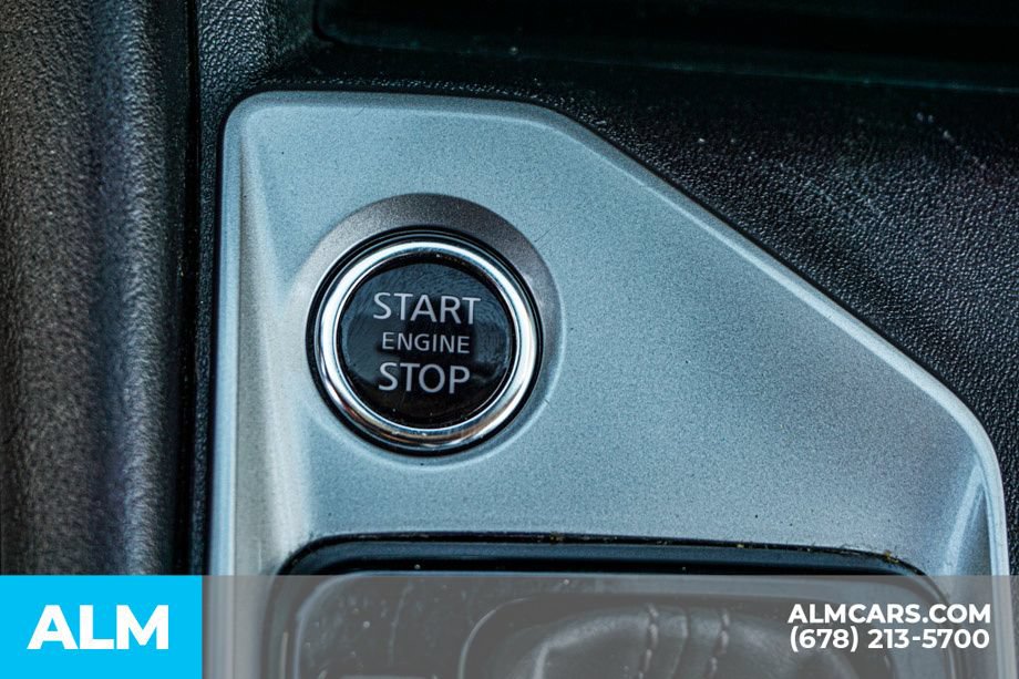 Used 2025 Nissan Altima 2.5 SV FWD image 41