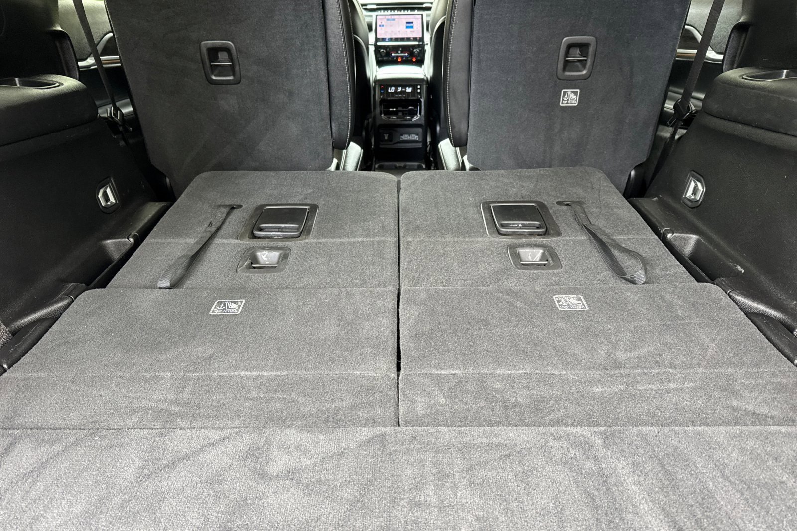 Used 2023 Jeep Grand Cherokee L Limited w/ Rear Seat Video Group I image 15