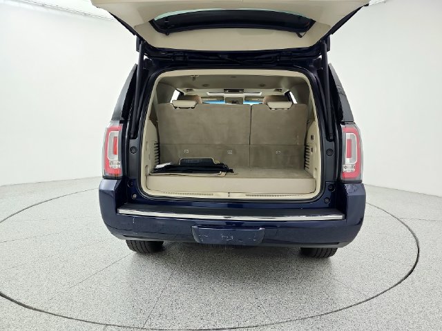 Used 2020 GMC Yukon Denali w/ Open Road Package AWD/4WD image 19