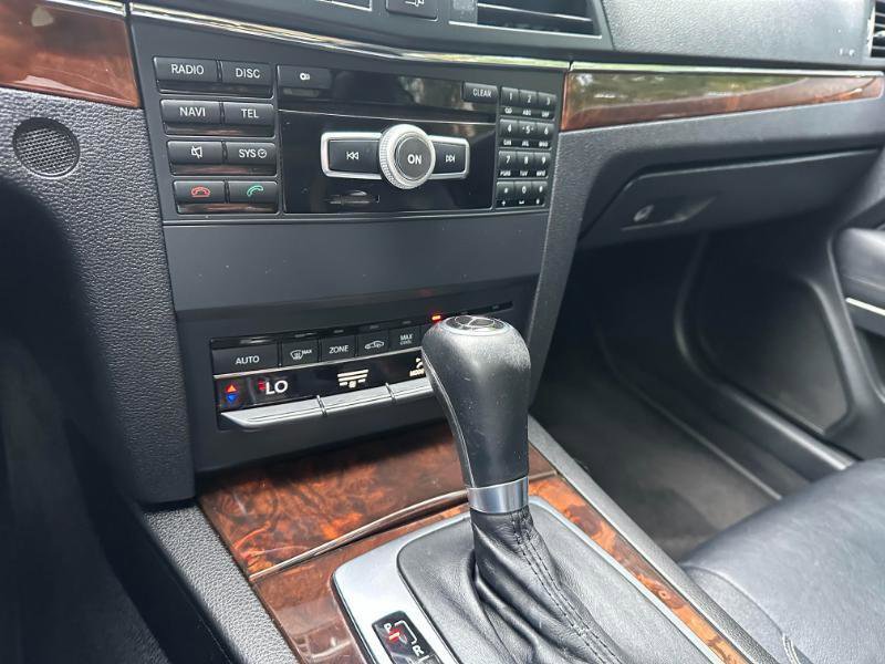 Used 2012 Mercedes-Benz E 350 4MATIC Coupe image 29