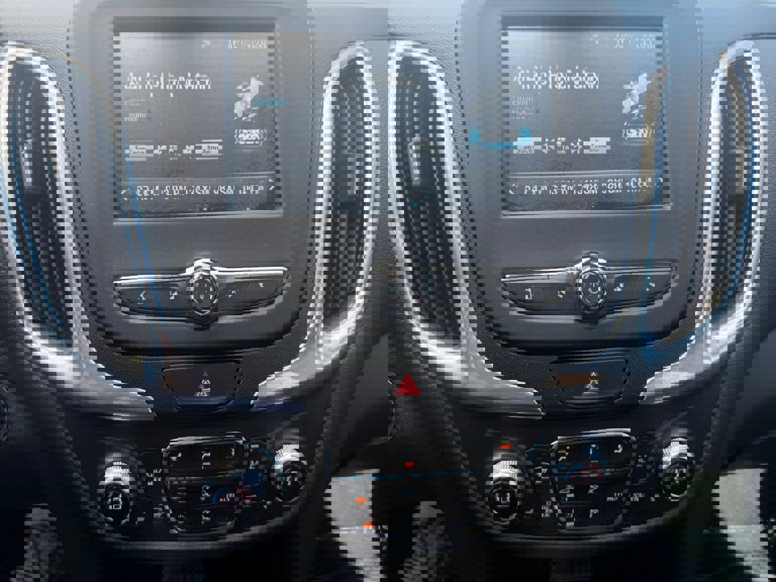 Used 2018 Chevrolet Equinox LT image 21