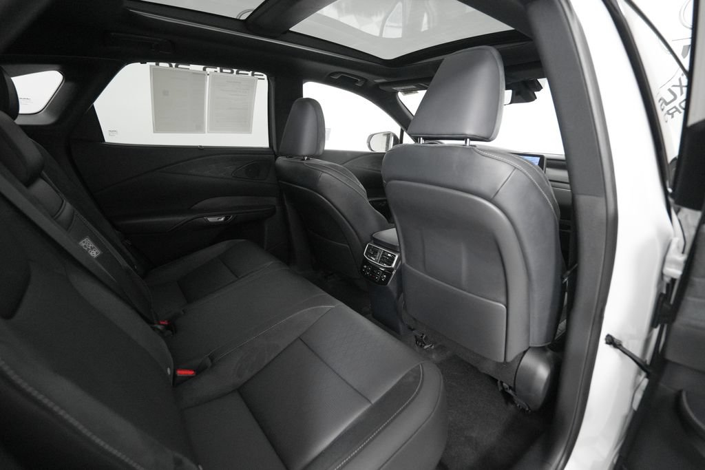 Certified 2024 Lexus RX 350 w/ Accessory Package (K3) AWD/4WD image 18
