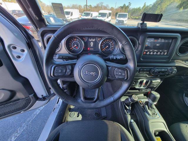 Used 2022 Jeep Wrangler Willys image 14