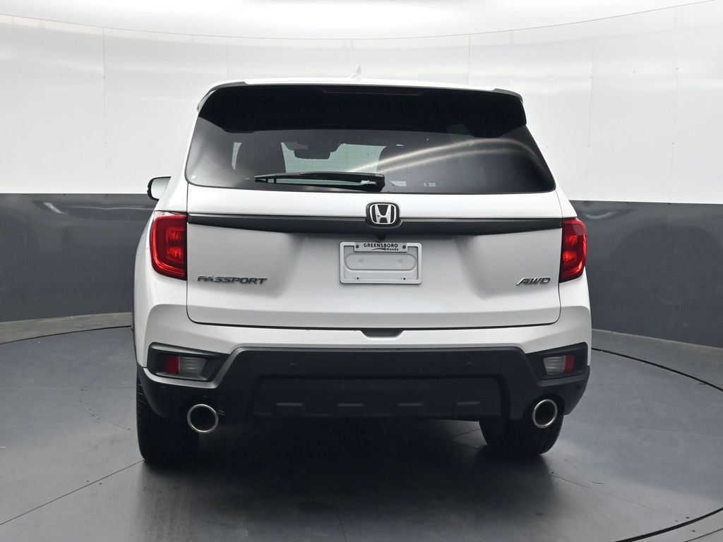 Used 2023 Honda Passport EX-L image 5