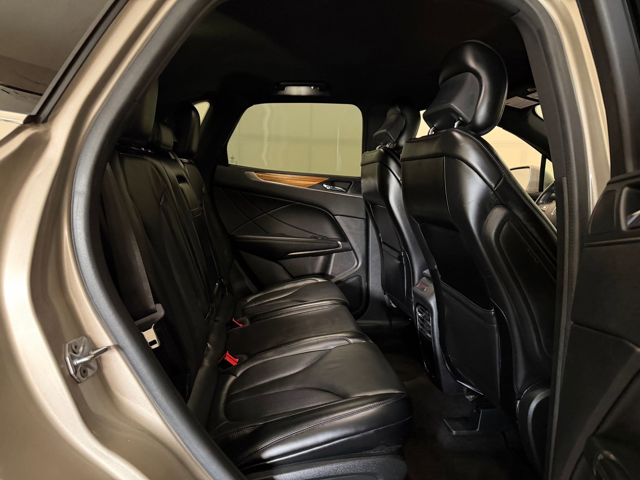 Used 2015 Lincoln MKC AWD w/ Equipment Group 101A Select image 29