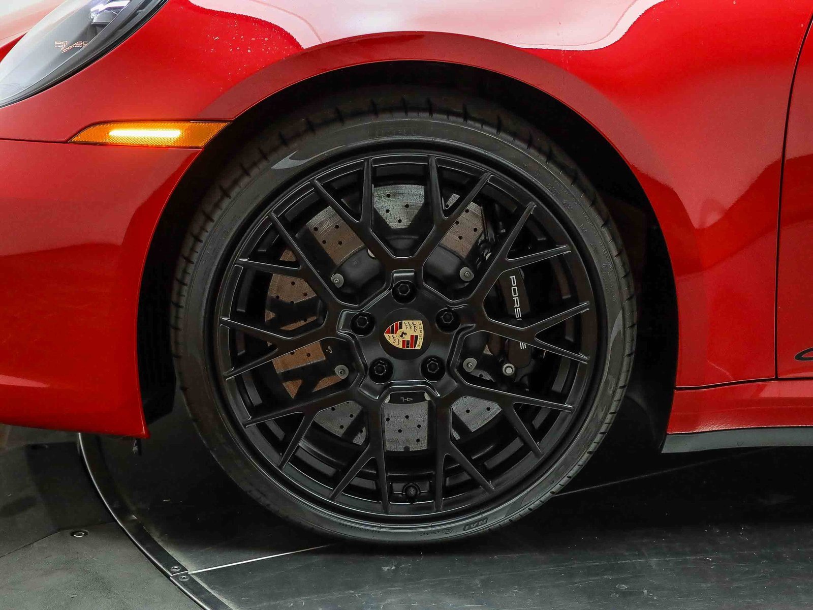 Used 2024 Porsche 911 Carrera S image 10