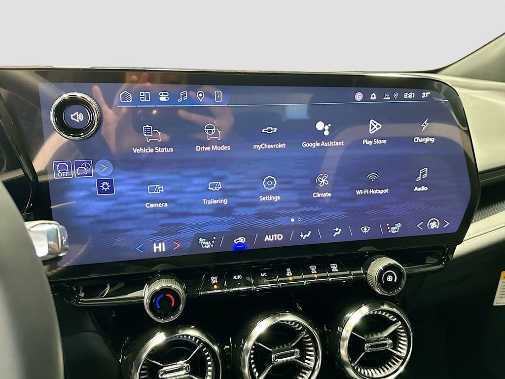 New 2026 Chevrolet Blazer EV LT image 16