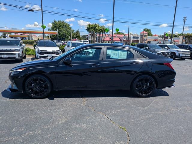 Used 2023 Hyundai Elantra Limited FWD image 7