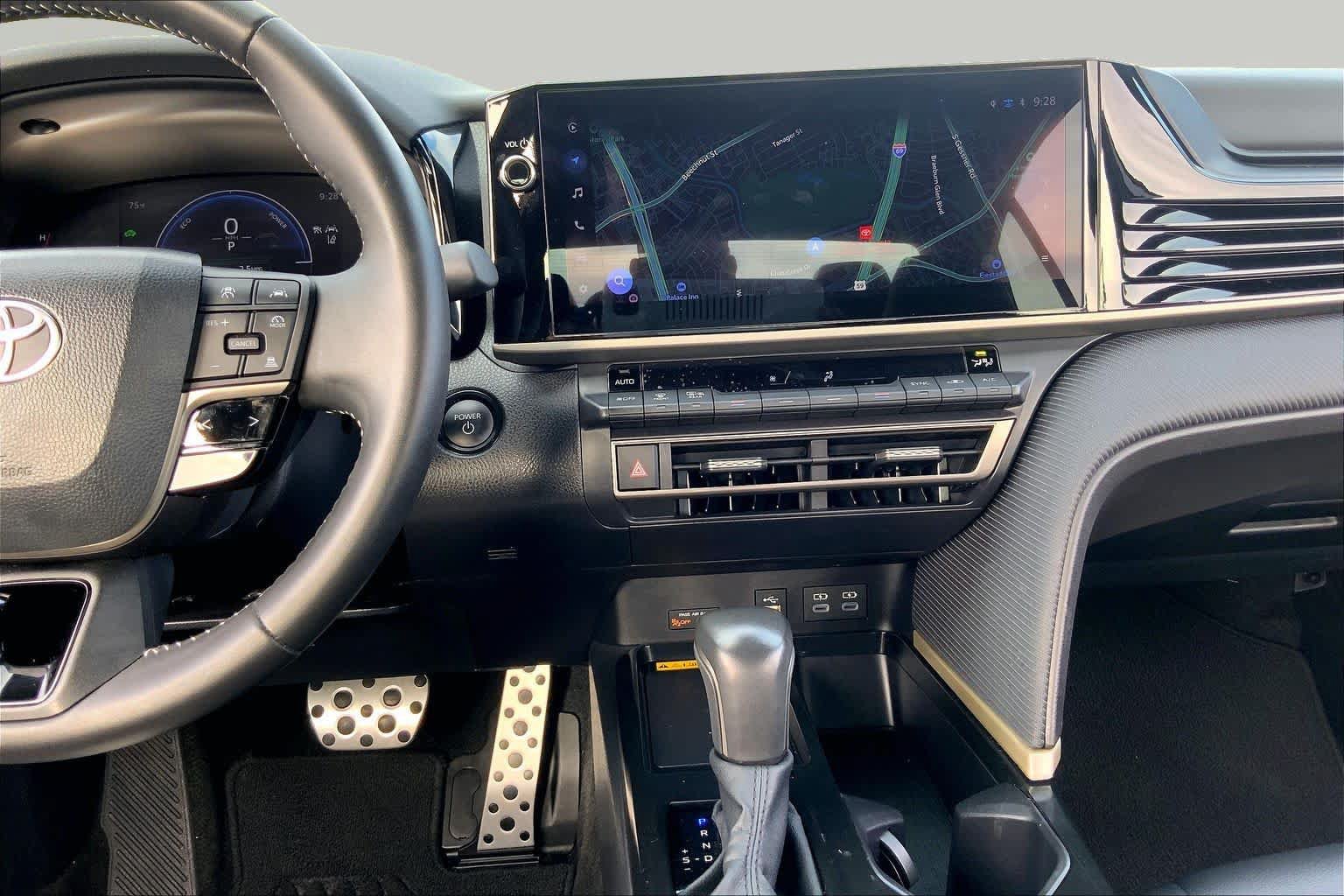 Used 2026 Toyota Camry SE w/ Multimedia Upgrade Package FWD image 7